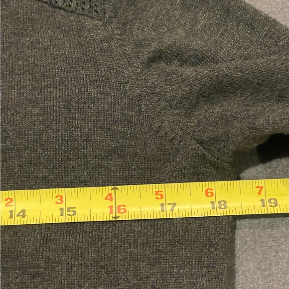 Lululemon open back l/s sweater women’s size 8 cashmere blend EUC - Picture 6 of 9